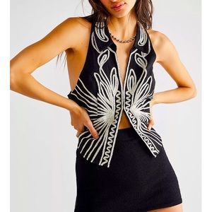 Free people vest in black